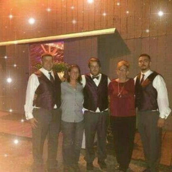 Meet your Posher, Karen - Picture 1 of 1